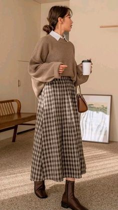 Denim Skirt Hijab Outfit, Vintage Modest Outfits, Skirt Hijab Outfit, Christian Fits, Mum Fits, Classy Skirt Outfits, Mission Fits, Demin Skirt Outfit, Jean Styles