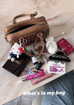 Miu Miu Bag Aesthetic, Miu Miu Purse, Handbag Aesthetic, Apple Watch Fashion, Girly Pop, Inside My Bag, Purse Essentials, Handbag Essentials, Miu Miu Bag