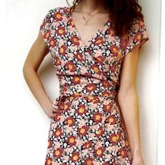 Jcrew Mercantile Wrap Dress Red And Yellow Floral Print. Nwt. Sold Out In Stores. Retro V-neck Mini Dress For Brunch, Dress Midi Casual, Front Zipper Dress, Corduroy Shirt Dress, Wrap Dress Midi, Easy Wrap, Eyelet Lace Dress, Ribbed Sweater Dress, Button Down Shirt Dress