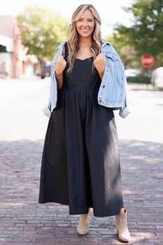 Chic Soul plus size clothing, black midi tank top dress with flowy bottom Twist Dress, Color Pairs, Staple Dress, Accessories Making, Twisted Dress, Versatile Wardrobe, Color Pairing, Model Fits, Chic Fashion