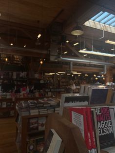 there are many books on display in the bookstore