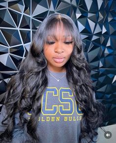 Wand Curls With Bangs Black Women, Cute Wigs Hairstyle, Sew Ins With Bangs, Bangstyle Hair Long Black Women, Bangs Wig Black Women, Black Wig Styles, Curtain Bangs Black Women, Quickweaves Hairstyles