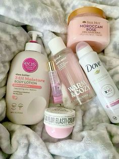 Girly Items, Haut Routine, Perfect Skin Care Routine, Hygiene Products, Pretty Skin Care, Perfume Scents