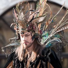 Maskenzauber an der Alster 2011 -9 by Thaddäus Zoltkowski, via Flickr Look Festival, Hallowen Costume, 인물 사진, Fantasy Fashion, Costume Design, Headdress