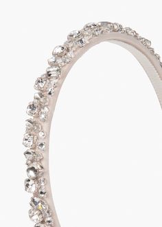 The Essen Headband is the diminutive little-sister to our best-selling Czarina Headband. This handmade stunner creates a halo of light, providing the most flattering natural glow imaginable. Each one is embroidered with crystals to create all-over shimmer, and is built on a comfortable, no-pinch base. Dimensions: 0.5 x 6.5 inch Luxury Headbands, Luxury Hair Accessories, Head Pieces, Jennifer Behr, Crystal Headband, Luxury Hair, Pearl Headband, Wedding Headband, Crystal Hair