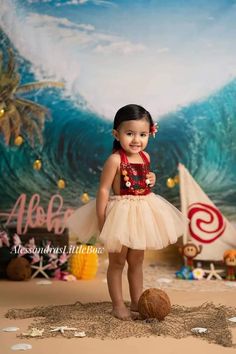 Moana Birthday Photoshoot Ideas, Moana Themed Photoshoot, Moana First Birthday Photoshoot, Moana Birthday Photoshoot, Moana Custome, Moana Second Birthday Party, Moana Photoshoot Ideas, Moana Photoshoot, Moana Wedding