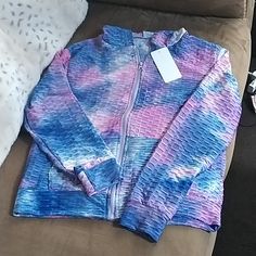 Cute Women's Zip Up Hoodie With Pretty Colors Size 3xl But I Feel Like It Fits Like A Regular Xl It's Super Cute And Soft And Comfy I Just Never Got Around To Wearing It And I Need To Downsize My Closet As Much As I Can Champion Sweats, White Crewneck Sweatshirt, Velvet Sweatshirt, Slouchy Sweatshirt, Nike Track Jacket, 90s Sweatshirt, Polo Ralph Lauren Women, White Crewneck, Nike Sweater