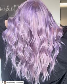 Lavender Hair On Blonde, Pale Lilac Hair, Lavender Hair Pale Skin, Light Lavender Hair Color, Pastel Violet Hair, Blonde And Lilac Hair, Light Lavender Hair, Lavender Hair Pastel, Soft Purple Hair