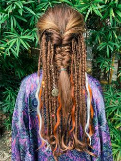 Dreadlock Inspiration, Synthetic Dreads Hairstyles, Copper Ginger, Dreads And Braids, Partial Dreads, Hair Braid Beads, Dread Braids, Half Shaved Hair, Crochet Dreads