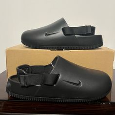 Nike Calm Mules Men's Size 11 Black Strap Casual Shoes Sandals Slides Fd5130-001 New Without Box Shoes Nike, Men's Nike, Flip Flop Sandals, Me Too Shoes, Nike Men, Nike Shoes, Casual Shoes, Flip Flops, Slides