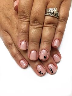 Initial Gel Nails, Gel Nails With Initials, Letter B On Nails, Letter D On Nails, Letter On Nails Initials, Short Nails With Initial, Letters On Nails, Initials On Nails, Nails With His Initials