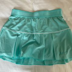 Blue Women’s Nike Tennis Skirt Built In Spandex Shorts Size Small Never Worn In Perfect Condition Nike Tennis Skirt, Skirts Cute, Nike Skirts, Cute Workout Clothes, Athletic Skirts, Wishlist Clothes, Tennis Skirts, Nike Tennis, Skirts Women