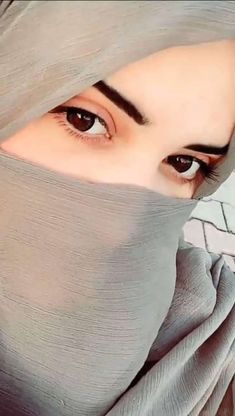 Poetry Dp, Pakistan Girl, Tehreek Labbaik Pakistan, Sky Colour, Hijab Dp, Army Girlfriend Pictures, Drawing People Faces, Celebrity Fashion Looks, Muslim Couple Photography