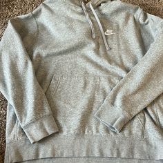 Never Worn Nike Sweater Shirt In Perfect Condition Tops Nike, Nike Sweater, Nike Hoodie, Colorful Hoodies, Nike Tops, Nike Women, Sweater Shirt, Womens Tops, Sweatshirts Hoodie