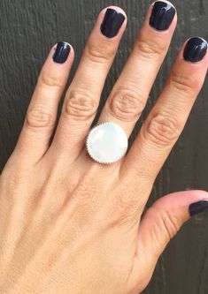 Beauty Boho Chic Luminescent White Mother of Pearl Ring in Serrated Bezel White Mother Of Pearl Wedding Ring, Pearl White Gemstone Jewelry, Wedding Pearl Ring With Mother Of Pearl, Wedding Pearl Ring In Mother Of Pearl, White Mother Of Pearl Round Pearl Ring, Mother Of Pearl Gemstone Jewelry For Anniversary, Elegant Mother Of Pearl Round Rings, White Oval Jewelry With Bezel Setting, Gift White Opal Gemstone Ring