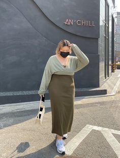 Korean Fall Outfits Plus Size, Airport Outfit Mid Size, Curvy Korean Outfits, Korean Plus Size Outfits, Outfit Ideas Big Size, Korean Big Size Fashion, Chubby Korean Outfits, Plus Size Korean Outfits, Chubby Fashion Outfits Korean