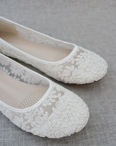 Soft and Elegant lace women ballet flats. Comfortable through out your special day and perfect for wedding party. DETAILS:COLORS AVAILABLE: White and Ivory LaceUPPER: Synthetic upper and liningMATERIALS: Mandmade outsoleORIGIN: Imported STYLE NAME: BABA-53 White Lace Flats, Barbie Painting, Brides Shoes, Wedding Shoes Bridesmaid, Bridesmaids Shoes, Women Ballet Flats, Lace Ballet Flats, Lace Collection, Bridal Flats