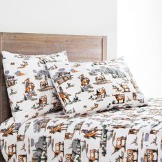 Colorful Ranch Life Western Sheet Sets life on the ranch - Your Western Decor Western Bed, Southwestern Bedding, Desert Wildlife, Making Your Bed, Western Bedding, Queen Bed Sheets, Desert Sage, American Frontier, Western Rustic