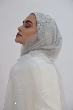 Shine the hijab silver glow set for bridal and special occasions Luxury Elegant Khimar For Wedding, Elegant Luxury Khimar For Weddings, Catholic Fashion, Hijabi Bride, Hijab Magnets, Tulle Shawl, Bride Hijab, Hijab Veil, Gold Glow