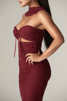 Our most awaited dress 'Bellucci' is our super fun, feminine creation. It’s incredibly flattering and designed to sculpt and accentuate every curve. It features a sexy sweetheart neckline in a strapless silhouette,It has a pleated creative collar that goes around the neck to give us a new look. supported by lightly padded underwired cups for the most amazing cleavage and structured boning through the bodice for a super cinched fit.Cut from the softest stretch mesh, 'Bellucci' is fully lined in o Pleated Shawl, Midi Dress Burgundy, Shawl Neckline, Burgundy Midi Dress, Ruched Midi Dress, Sweetheart Neckline, New Look, Shawl, Bodice