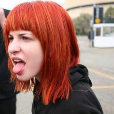 hayley williams Hailey Williams, Heir Style, Hayley Wiliams, Cassie Skins, Short Hair Fringe, Juicy Orange