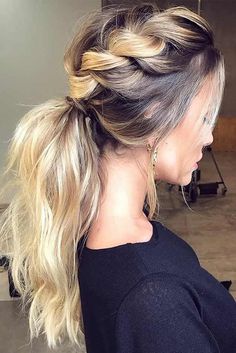 Braided Ponytail Ideas for This Winter Picture 6 Zoo Hairstyles, Sporty Ponytail, Ponytail Braid, A Ponytail, Prom Hairstyles For Long Hair, Long Blonde Hair, Box Braids Hairstyles