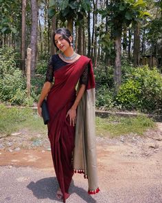 Sari For College Farewell, Blouse Designs For Plus Size Women Saree, Rida Tharana Outfits, Graduation Saree Ideas College, Saree For Traditional Day In College, Graduation Saree Outfit Ideas, Maroon Saree Look, Wedding Guest Saree Look, Grad Saree