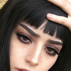 Pinterest: Aesthemilla En este libro podrás encontrar algunas de las… #detodo # De Todo # amreading # books # wattpad Maquillage Goth, Fete Emo, Makeup Tumblr, Girl Grunge, Alt Makeup, Alternative Makeup, Beauty Make-up, Pinterest Makeup, Makeup Aesthetic