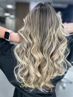 Balayage Color, Hair With Highlights, Blonde Hair With Highlights, Brunette Hair, Silver Hair, Brunette Hair Color