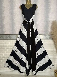 Find ideas๏ฟฝand inspiration for BNWT EZCLOZET ๏ฟฝDIANE๏ฟฝ BLACK/WHITE FULL/MAXI SUMMER/HOLIDAY W/ SASH DRESS SIZE 22, Women's Dresses 16 Dresses, Dress Sash, Head Dress, Shopping Ideas, Size 16 Dresses, Top Seller, Style Mistakes, Summer Holiday, Holiday Dresses