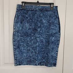 Women Jeans Skirt. Made Out Of Cotton, Polyester, & Spandex, Has Plenty Stretch. Never Worn, No Stains, No Damages. Blue Stretch Denim Short Skirt, Stretch Blue Denim Pencil Skirt, Blue Stretch Denim Pencil Skirt, Leather Skater Skirts, Maxi Skirt Style, Beaded Skirt, Plaid Pencil Skirt, Striped Maxi Skirts, Pencil Skirt White