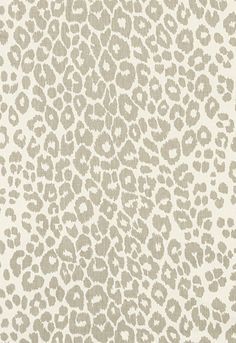 SCHUMACHER ICONIC LEOPARD Belgium Printed Linen Fabric 10 yards Linen Cheetah Print Background, Cheetah Print Wallpaper, Schumacher Wallpaper, Linen Wallpaper, Printed Linen Fabric, Animal Print Wallpaper, Schumacher Fabric, Custom Drapes, Wallpaper Trends