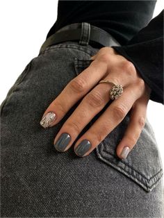 Fall Nude Nails, Wow Nails, Subtle Nails, Smink Inspiration, Minimal Nails, Casual Nails, Her Nails, Work Nails, Gray Nails