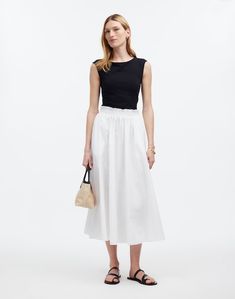 Uniqlo Skirt Outfit, Uniqlo Skirt, Girls Cargo Pants, Rich Girl Fashion, Shopping List Clothes, Paper Bag Skirt, White Midi Skirt, Rich Girl, Matching Top