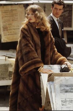 Elegante Y Chic, Fabulous Furs, Mob Wives, Mink Fur Coat, Neue Outfits, Vintage Fur, Old Money Aesthetic, Coat Outfits, Fur Fashion