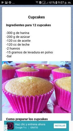 the recipe for cupcakes is displayed on an iphone screen, and it appears to be in spanish