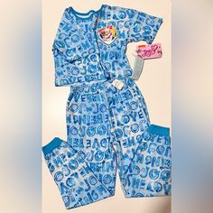 Jojo Siwa Pajama Set Brand New 100% Polyester Crop Top Pajamas M 7/8 Playful Light Blue Sleepover Sets, Crop Top Pajamas, Paw Patrol Pajamas, Paw Patrol Shirt, Paw Patrol Girl, Shark Girl, Paw Patrol Nickelodeon, Halloween Pajamas, Toddler Pajamas