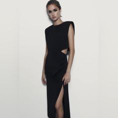 Size M Black Sleeveless Dress With Side Slits, Night Out Sheath Midi Dress With Side Slits, Sheath Midi Dress With Side Slits For Night Out, Black Sleeveless Midi Dress For Dinner, Black Cocktail Dress With Side Slits, Black Dinner Dress With Side Slits, Sleek Black Midi Dress With Side Slits, Elegant Black Sheath Maxi Dress, Black Party Dress With Side Slits