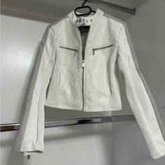 Fb Sister White Leather Jacket Small New With Tag White Leather Jacket Aesthetic, White Leather Outfit Women, White Leather Jacket Outfit Women, Classic White Leather Jacket, Classic Fitted White Leather Jacket, Classic White Leather Jacket With Long Sleeves, White Fitted Chic Leather Jacket, Classic White Long Sleeve Leather Jacket, White Jacket Outfit Aesthetic