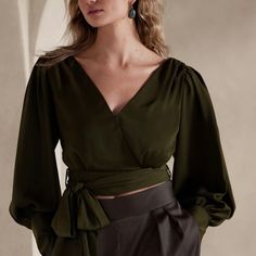 Banana Republic Size 4 Green Tie Waist Wrap Blouse Never Worn Nwt