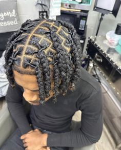 Men Retwist, Mens Dreadlocks, Dread Updos, Locs Dyed, Women Dreads, Hairstyle Locs, Hairstyles Dreads, Men Dreads, Dreads Men