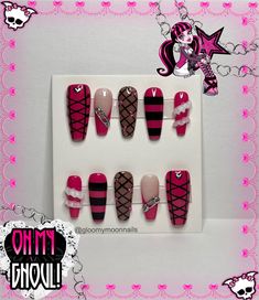 *Long Coffin pictured* Draculaura Inspired Press on Nail Set! Part of my Halloween collection! "Don't you wanna be a monster too?" (*If you're interested in the Short Square or XL Stiletto Presizes please message me for the size charts  - Set includes 1 reusable case, 1 pair of adhesive tabs, 2 alcohol prep wipes, 1 cuticle pusher, 1 mini buffer, 1 mini nail file. - Don't know your nail size? You can measure your nail size at home! (instructions on 2nd slide) or you can purchase a sizing kit to find your perfect fit! (can be found on my shop) -If you prefer choosing a presized set you can also use your nail messurements to match which presize would be a better fit! - *When measuring your nail sizes you must provide me your nail measurements in millimeters via message!* (EX: LEFT HAND: Thum Nail Inspo For Halloween, Cute Acrylic Nail Designs Square, Kuromi Almond Nails, Clawdeen Wolf Nails Designs, Black And Red Square Nails, Draculaura Nails Ideas, Draculaura Inspired Nails, Frankie Stein Nails, Xl Halloween Nails