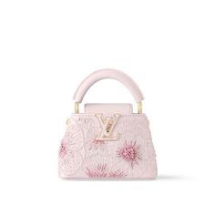 ⋆ ˚｡Pink girl 🎀౨ৎ˚₊‧ Tas Louis Vuitton, Tout Rose, My Style Bags, Louis Vuitton Capucines, Unique Handbag, Luxury Bags Collection, Luxury Purses, Handbag Heaven