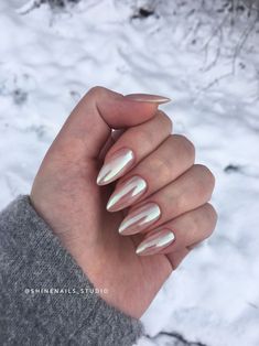 Wedding Day Nails, Pointy Nails, Wedding Nails Design, Nail Art Wedding, Disney Nails, Christmas Nail Designs, Fancy Nails, Chrome Nails, Winter 2023