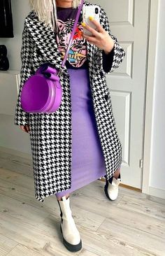 Watercolor Skirt Outfit, Mauve And Red Outfit, Sophisticated Brunch Outfit, Jeffrey Campbell Platform Clogs Outfit, Edgy Petite Outfits, Weekend Rainy Day Outfit Casual, Colorful Outfit Women, Bold Color Outfits Street Style, Midsize Fashion Fall Edgy