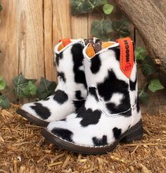 Baby cowgirl leather cow print faux square toe boots with side zipper Cow Print Shoes, Baby Cowgirl, Boutique Baby, Baby Boutique Clothing, Baby Cows, Square Toe Boots, Cowboy Cowgirl, Cow Girl, Toe Boots