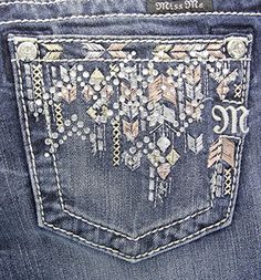 Rock Revival Jeans Women, Mom Wardrobe, Fashion Tips For Girls, Denim Inspiration, Denim Pants Women, Sewing Diy, Juniors Jeans