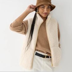 J. Crew Cream Sherpa Zip Front Vest. Front Pockets. Nwt Size: Xl Approx. Measurements Pit To Pit: 23” Length: 25” Sherpa Vest Outfits For Women, Sherpa Vest Outfit, Waistcoat Outfit, Vest Outfits For Women, Cream Vest, Vest Outfit, Sherpa Vest, Beige Outfit, Vest Outfits