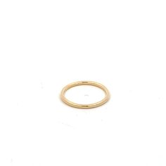 Vintage 1.5mm Donut Band in 14k Yellow Gold. This Classic and Timeless Ring is Comfortable to Wear and Will Never Go Out of Style. This Simple Round Wire Ring features a Circluar Profile that is Super Comfy! Pair with an Engagement Ring or Your Favorite Stack For a Classy Minimalist Look. Size US 5 Tested and Authenticated 14k Yellow Gold 1.1 Grams Classy Minimalist, Timeless Ring, Wire Ring, Wire Rings, Out Of Style, Band Rings, Favorite Jewelry, Donuts, Engagement Ring