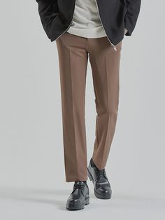 Editor's NotesEMERGENCY’s slacks give a casual look with straight fit and wrinkle-resistant fabric.- Hidden hook and zipper closure- Side and back pockets- Straight fit- Wrinkle-resistant fabric- Minimal designMeasurements(in.)28 / 30 / 32 / 34 / 36- Waist: 15.4in. / 16.1in. / 16.9in. / 17.7in. / 18.5in.- Rise: 9.8in. / 10.2in. / 10.6in. / 11.0in. / 11.4in.- Thigh: 10.6in. / 11.0in. / 11.4in. / 11.8in. / 12.2in.- Hem: 7.3in. / 7.5in. / 7.7in. / 7.9in. / 8.1in.- Length: 38.2in. / 38.6in. / 39.0in Casual Looks, Zipper, Trousers, Mens Outfits, Pants, Clothes